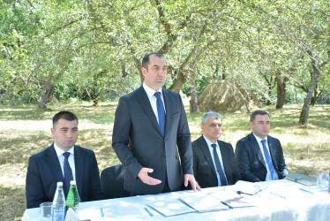 Rayonun Avaxıl kənd sakinləri ilə səyyar qəbul keçirilib