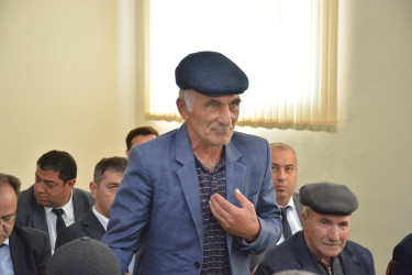 Rayon İcra Hakimiyyəti başçısının növbəti səyyar qəbulu rayonun İkinci Çaylı kənd sakinləri ilə keçirilib