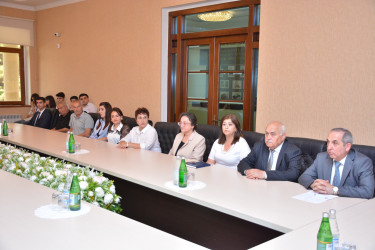 "Şəhərsalma və Memarlıq ili" çərçivəsində “Milli intibahdan müstəqil Azərbaycana: Heydər Əliyev siyasi kursunun başlanğıcı” adlı tədbir keçirilib