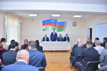 Rayonun Şərədil kənd sakinləri ilə növbəti səyyar qəbul keçirilib