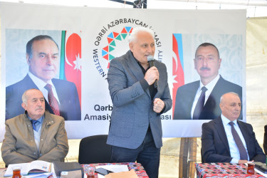 Şamaxı rayonunun füsunkar Qızmeydan kəndində Aşıq İsgəndər Ağbabalının 100 illik yubileyinə həsr edilmiş “Elləroyuğu Yaylaq Festivalı” keçirilib