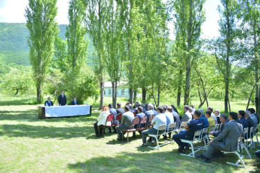 Rayon İcra Hakimiyyəti başçısının növbəti səyyar qəbulu rayonun Sis kənd sakinləri ilə keçirilib