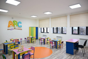 İlham Əliyev Şamaxı Avropa liseyinin yeni binasının açılışında iştirak edib